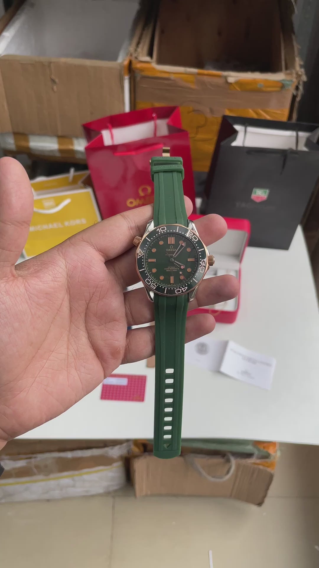 Omega Seamaster Automatic (Cilicon Belt)