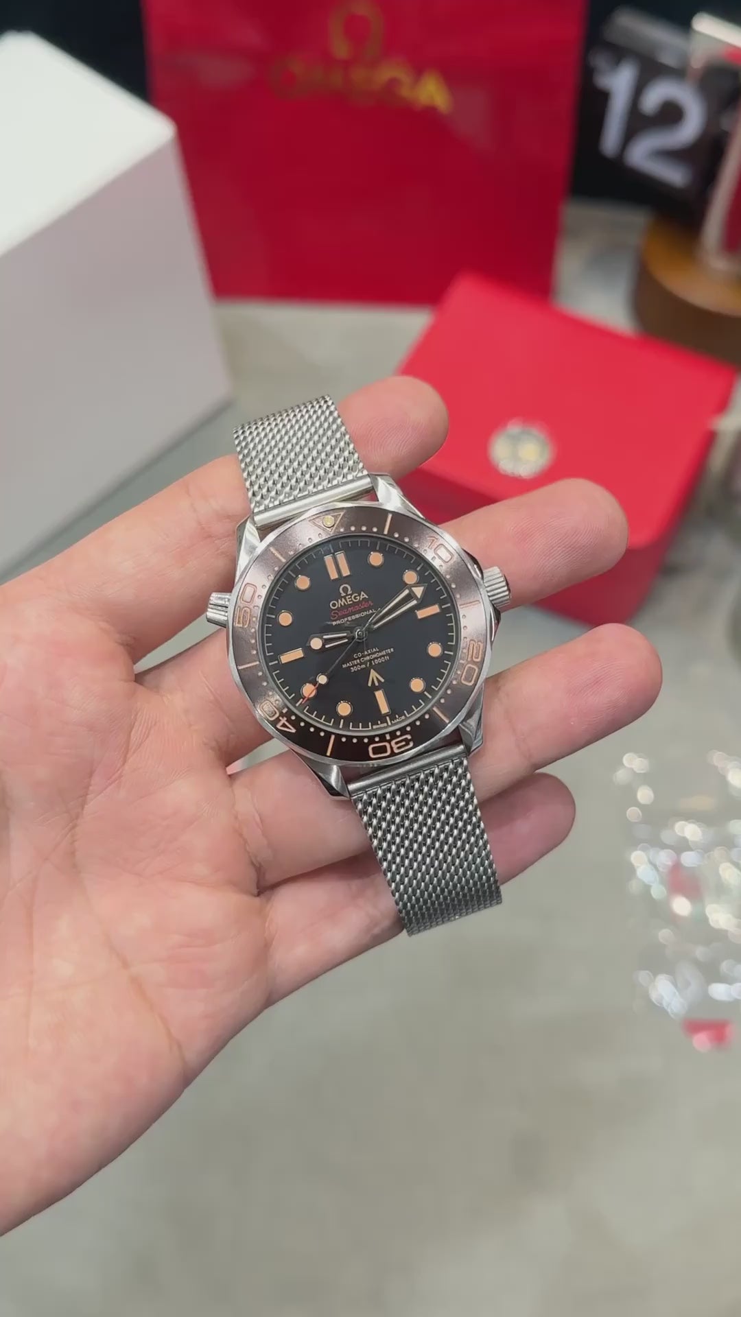 Omega Jmaes bond Automatic