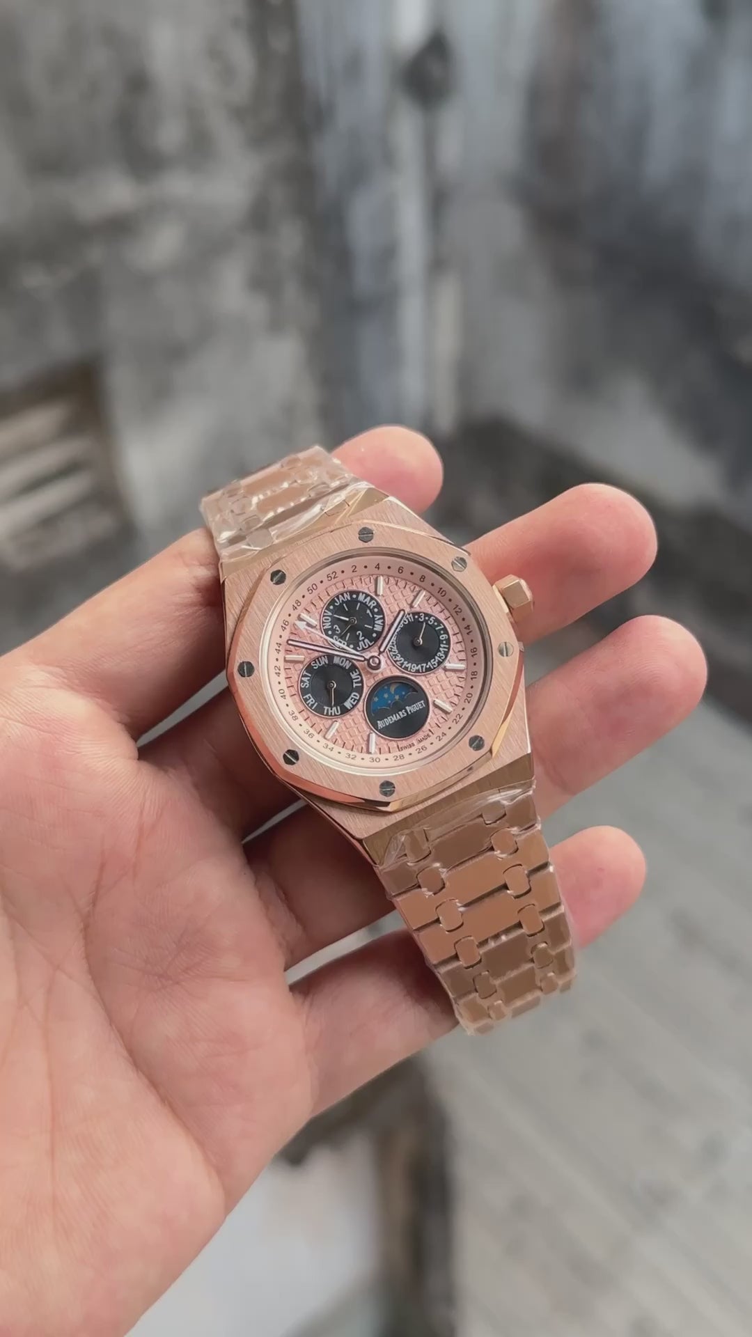 Audemars Puiget Calendar (Automatic)